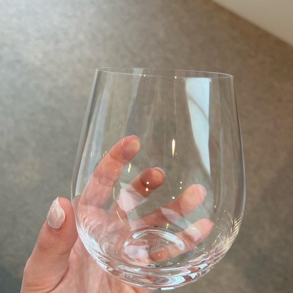 Williams Sonoma Wine Glasses Set